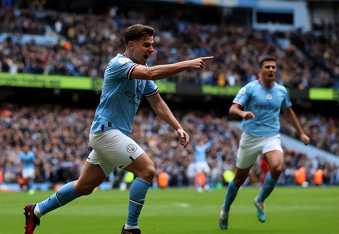 意甲知名媒体人：米兰球员拉比奥特是意大利最佳引援，他的到来让米兰发生了质的变化（意甲名记：拉比奥特被赞为意大利最佳引援，加盟后令米兰实现质变）