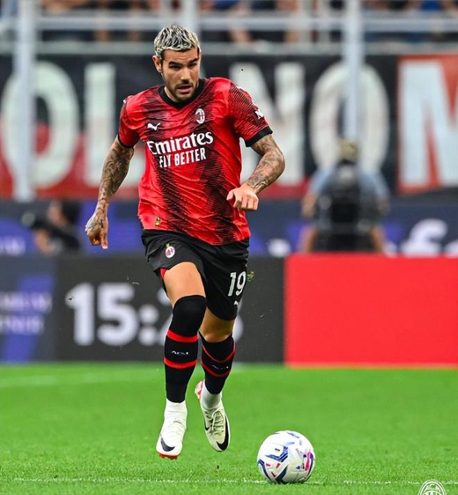 遭拜仁五连杀，为巴黎欧冠对同一对手的最长连败（被拜仁五连击，巴黎创欧冠对同一对手最长连败）