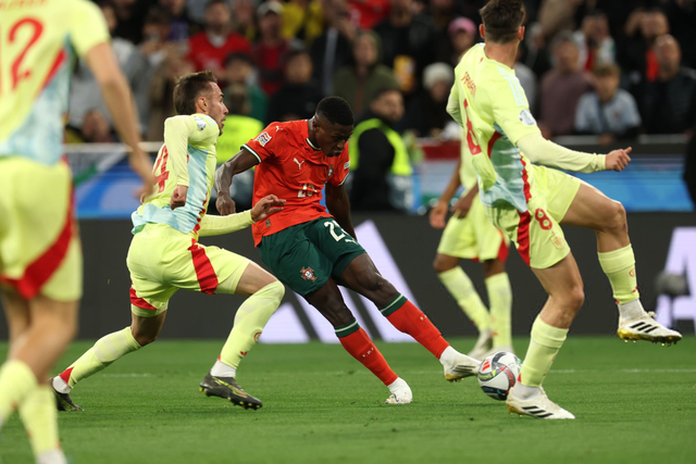 马竞客场成绩不佳引质疑 西蒙尼霸气回应：我们在诺坎普的表现很好