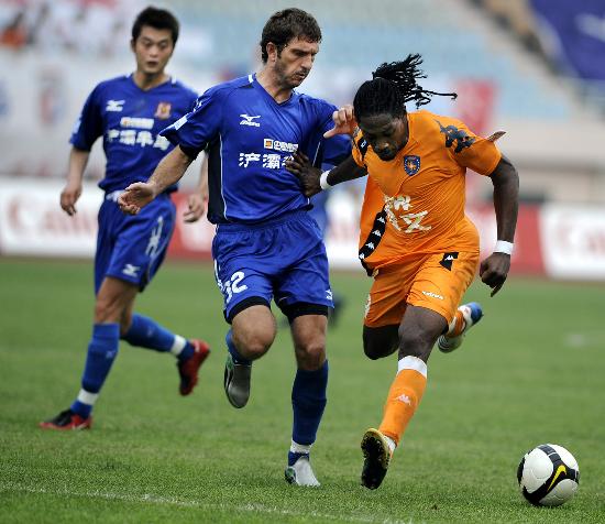 直接颁奖！雷速中超评选：法比奥大四喜，当选第30轮MVP