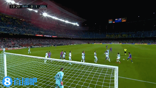 拜仁51场英格兰9场，凯恩2025年出战60场比赛刷新生涯纪录（2025年凯恩60战创生涯新高：拜仁51场+英格兰9场）