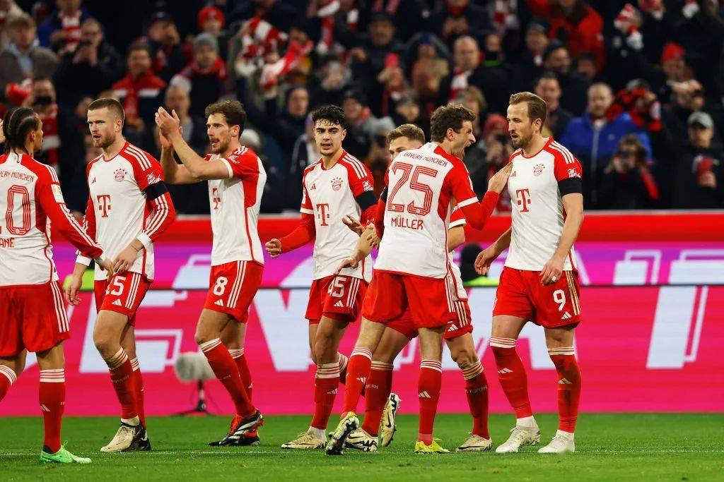 英媒：萨拉赫不打算道歉并有离队计划，本周末英超他不会出场（英媒称萨拉赫无意道歉且有离队打算，本周末英超将缺席）