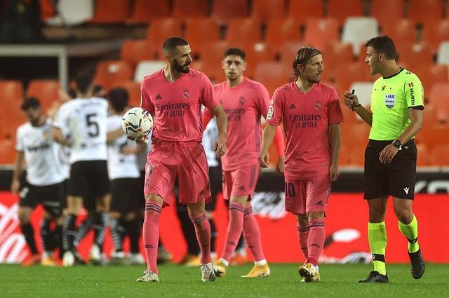 新一轮的欧冠势力版图更新：本轮阿森纳击败拜仁慕尼...